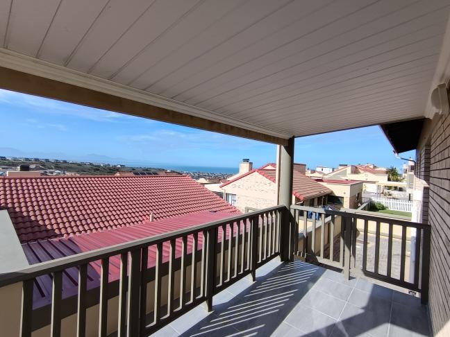 3 Bedroom Property for Sale in Seemeeu Park Western Cape
